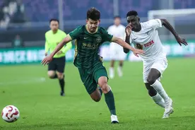 卡内达执教首秀，浙江绿城1-1战平升班马大连英博图片