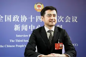 丁世忠委员：引进高水准国际性体育赛事 让体育流量变经济增量图片