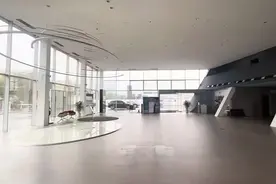 提车难、保养作废，汽车经销商接连暴雷，消费者如何维权？图片