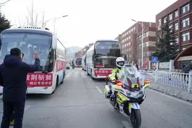 2024年高考外语听力考试结束，明年起听力考试和笔试一起进行图片