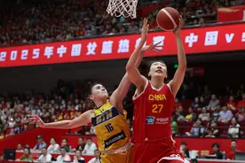 图集|中国女篮热身赛124：57大胜波黑，张子宇得到16分图片