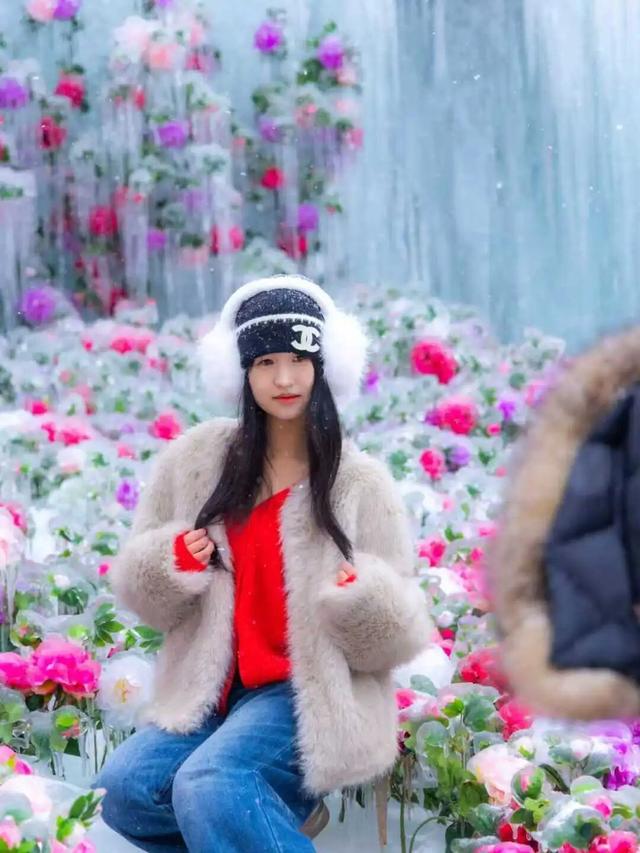 这个冬天，别再“猫冬”啦！300米超长滑道，来这开启嬉冰赏景的雪上之旅