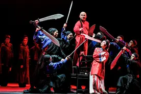 第八届湖南艺术节在长沙开幕 湘剧《夫人如见》上演图片