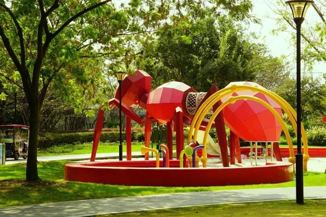 凭实力出圈！静安这座“宝藏公园”获国家级“儿童友好”认证！树屋、滑梯、秋千……太好玩啦