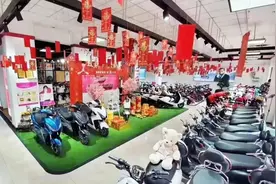 小刀台铃绿能等品牌电动自行车门店抽检不合格被罚！客服回应图片