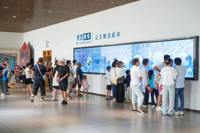 爆满！游客排队打卡！日照这里，一定要提前预约！