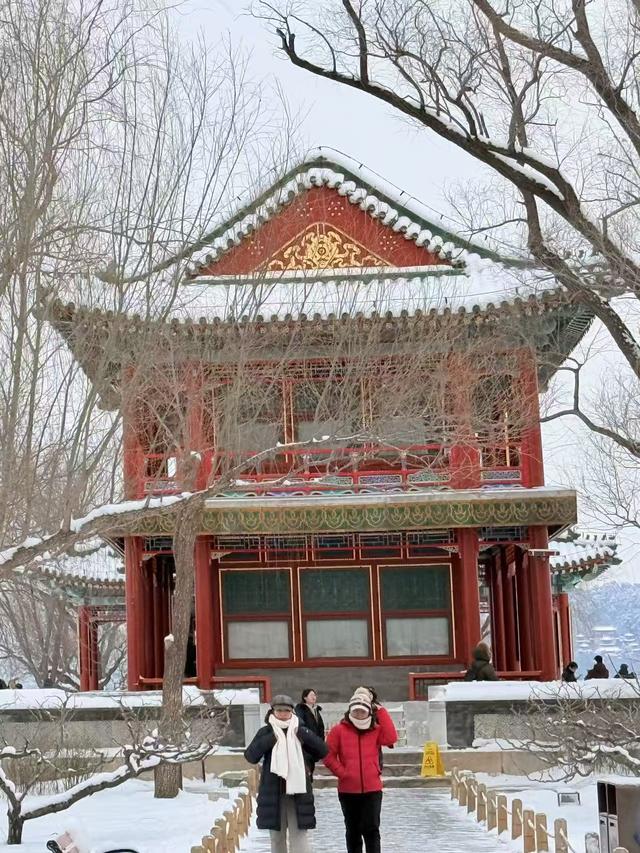 京城古韵，雪落红墙，一起感受北京冬日氛围感