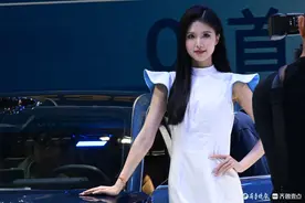 速来！靓模豪车云集2025齐鲁春季车展图片