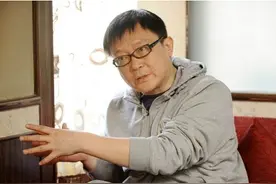 姜伟：泪水和信仰是我的无底深海图片