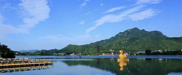 北京六里桥前往慕田峪长城、雁栖湖等方向旅游班线暂停运营