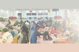 黄冈师院端出“饺子宴”，为考研学子壮行图片