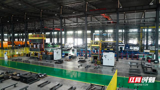 双峰有多高 | 我们奔县吧·双峰县篇