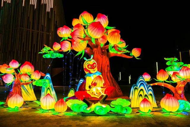 璀璨夺目!北京“天宫灯会”来了!