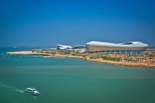 一天看球，一天逛吃！湛江文旅送你一份“超会玩”攻略→