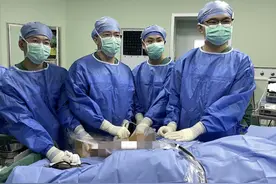 前交叉韧带二次断裂！运动医学专家：精准修复，康复锻炼一个不能少图片