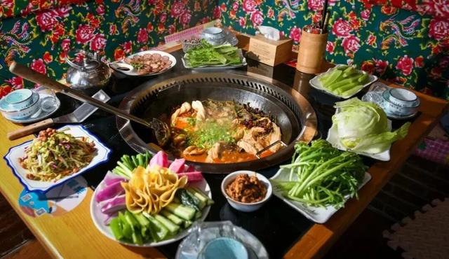 绝美！北京“蓝调”冰瀑奇观，惊艳亮相 | 周末京郊微度假