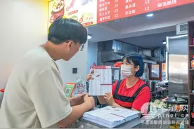 台胞跨越海峡到平潭追梦 让姜母鸭香飘两岸图片