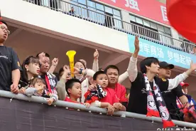 图集 | “西北狼”的会员制俱乐部探索背后——热血的陕西球迷图片