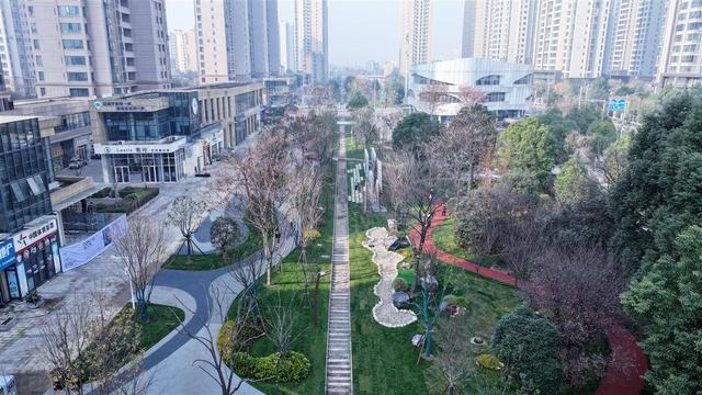 “锈带”蝶变“秀带”！襄阳首条线性工业文化公园开园