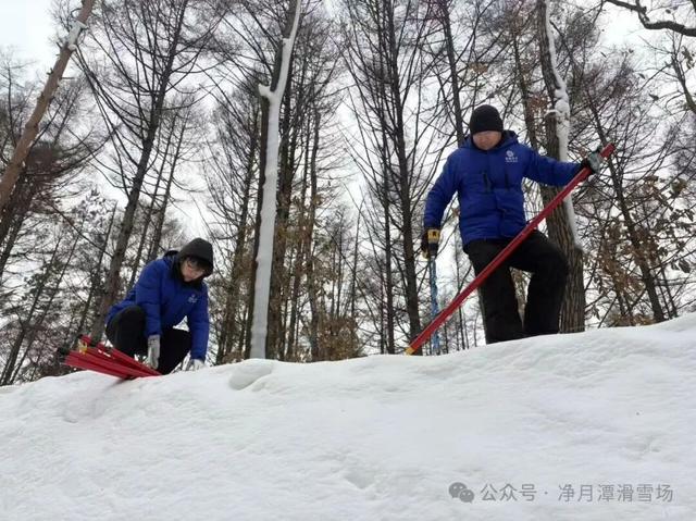 净月潭新地标冲刺收尾！1677米“森林穿越雪飘流”即将开滑！