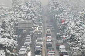 北国风光：还没立冬，不耽误下雪图片