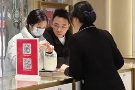 突然！这种金饰大受欢迎，年轻人成购买主力军图片