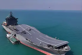 伊朗首艘无人机航母入列，可搭载隐身无人机图片