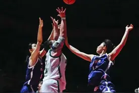 济源一中女篮荣获耐高全国总决赛亚军图片