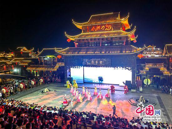 张家界武陵源气温回暖 “白+黑”模式重新启动