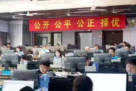 山东2025年普通高校招生已录取考生7.7万人 录取工作预计8月3日结束图片