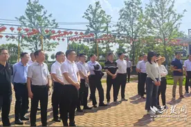 孝感市委党校学员探秘伍湖四海生态园 共绘乡村振兴新画卷图片