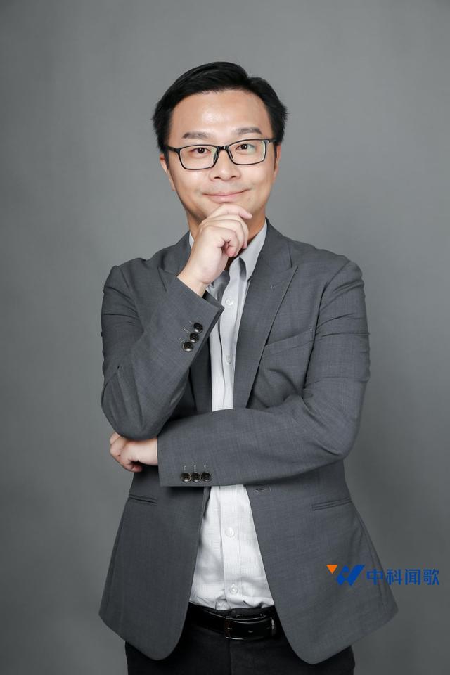 AI与媒体共生：中科闻歌揭示“伴随式人工智能”如何重构传媒生态