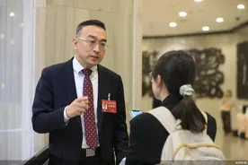 2025北京两会 ｜ 市政协委员、希肯国际文化集团董事长安庭：推动流行音乐成为北京文化消费的重要指标图片