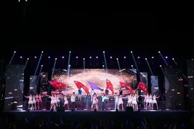 山东中医药高等专科学校举办2023年迎新生文艺晚会图片