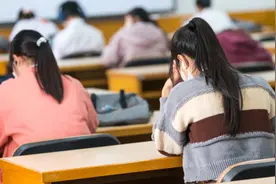 开学季，大学生如何申请资助项目？图片