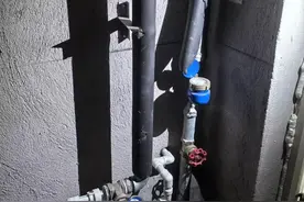 壹点帮办｜每吨5.4元实收6.15元，水费加价引业户质疑图片