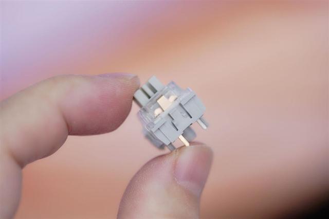 三模客制化 雷柏V700DIY-75评测：7层填充造就的无线客制化新标杆