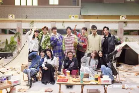 《声生不息·家年华》金曲盛典颁发十大奖项，孙楠泪洒现场图片