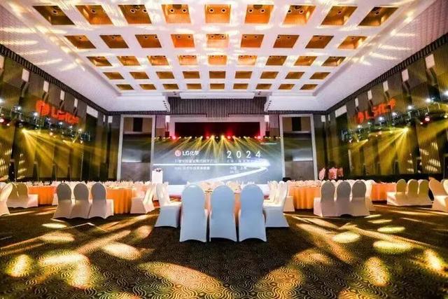 年末欢聚正当时，来长宁酒店解锁新体验～