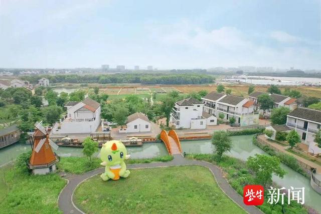 跟着鸡头米游苏州甪直，开启精彩寻鲜之旅！