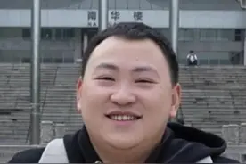 抗癌8年的阳光少年获评“中国大学生自强之星”图片
