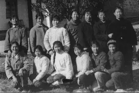 四川省首位南丁格尔奖章获得者，86岁的护士奶奶退休了图片