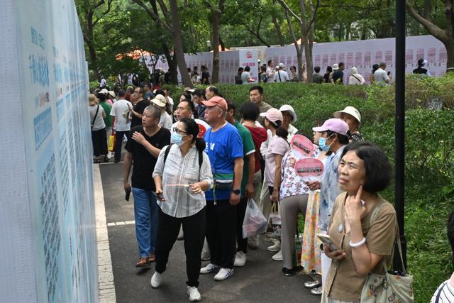人流涌动！七夕千佛山相亲大会第一天，快来邂逅有缘的TA吧