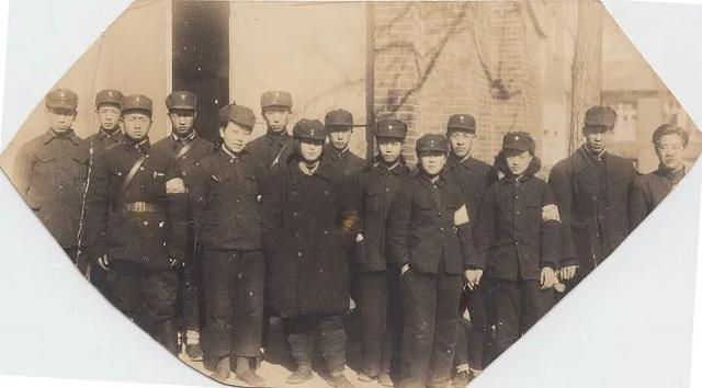 一键穿越80年!探秘大连女警的超飒档案