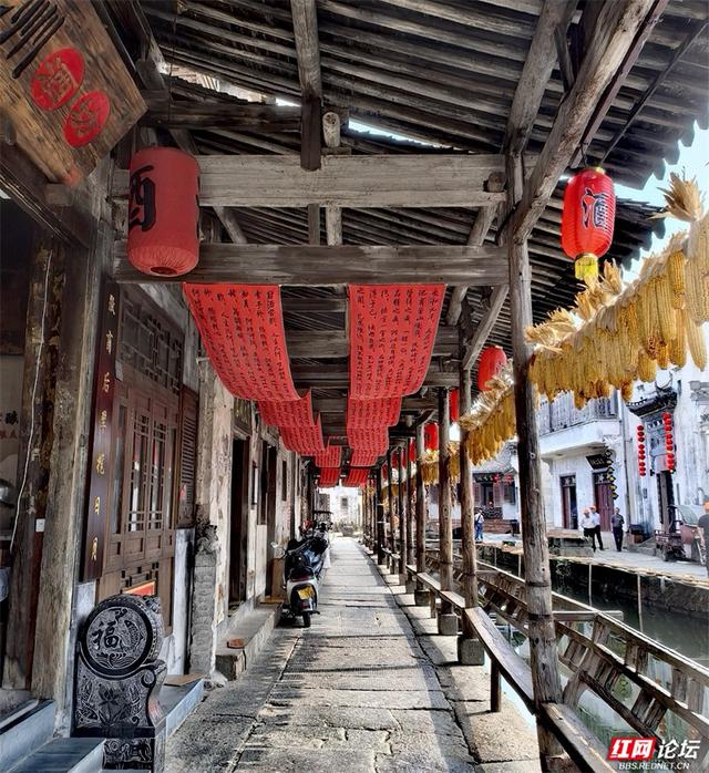 秋游时刻丨漫步黄山唐模村，在水街畔感受一场秋的慢调