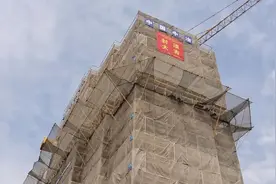 宝山这一安置房项目首栋主体结构顺利封顶！图片