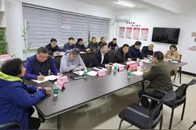 王心宇到社区接待群众倾听诉求图片