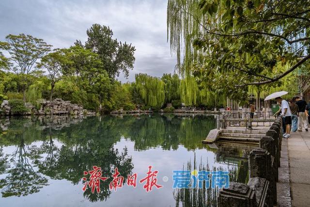 一年四季 泉在济南丨济南五龙潭公园：初秋园林韵，雅致入画来
