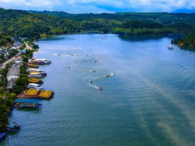 周末去哪儿？游世遗、逛古村！三明银发专属景区优惠，凭身份证解锁～