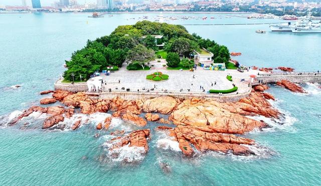 大海开启“摇滚模式”，秋潮有多“野”？